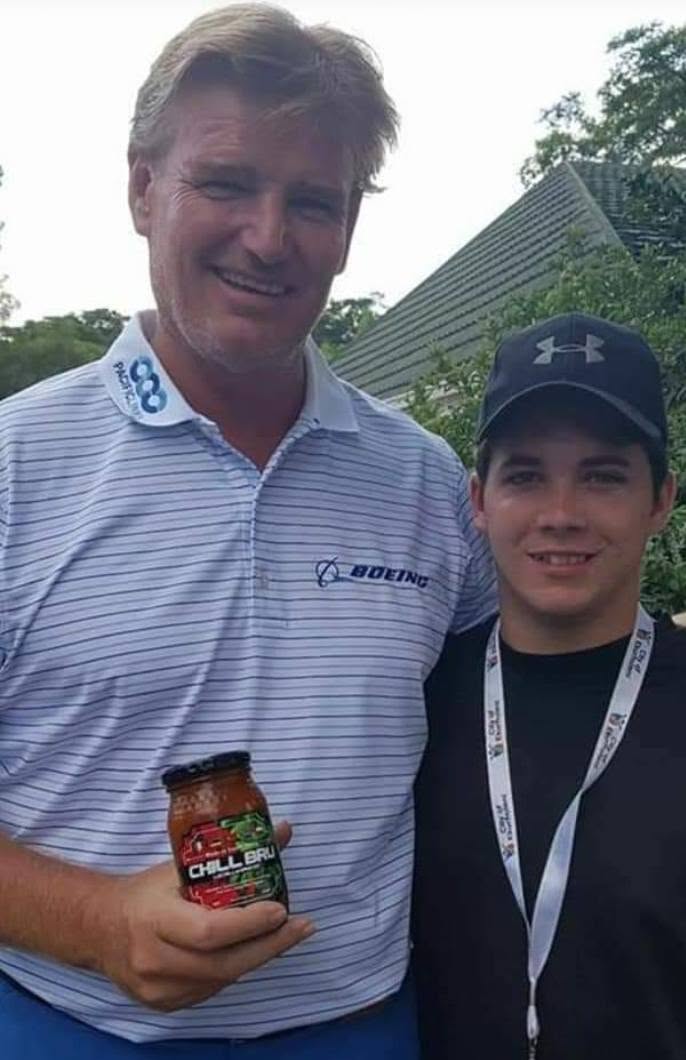 CHILL-BRU jar at a golf event