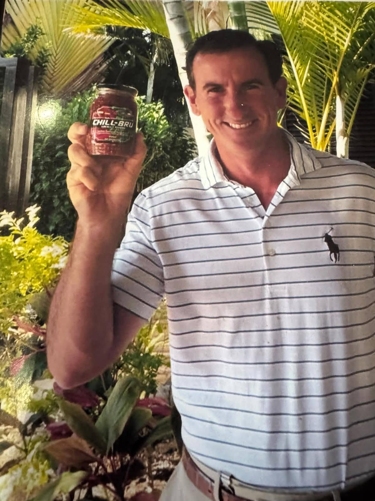 CHILL-BRU customer holding a jar